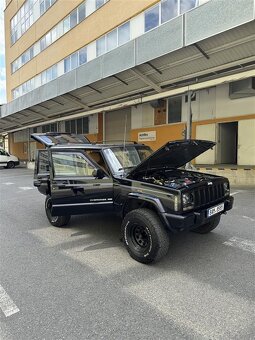 Jeep Cherokee XJ 4.0 - 3
