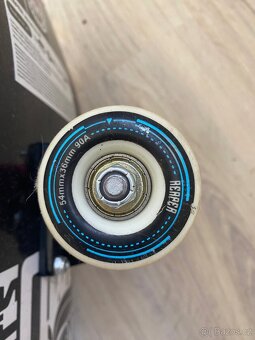 Skateboard - 3