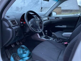 Subaru Forester 2.0i - 3