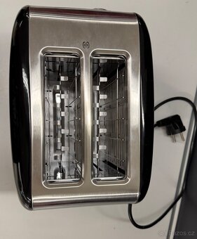 KitchenAid toustovač 5KMT221EOB černá barva - 3