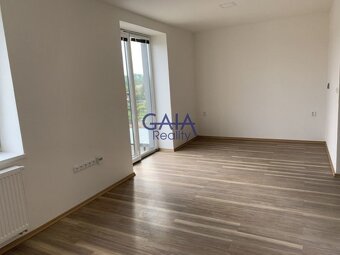 Břeclav - Pronájem krásného bytu 1+kk s balkonem - 34m2 - 3