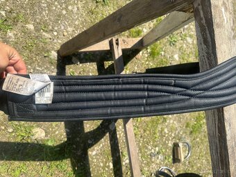 Syntetický podbřišník Fouganza vel. 145 cm - 3