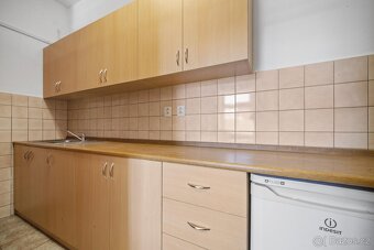 Pronájem kanceláře, 42 m2, Plzeň, ul. Domažlická - 3