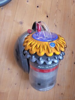 Vysavač Dyson Big Ball Allergy 2 - 3