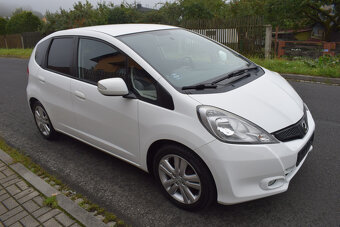 Honda Jazz 1.4i-VTEC 73kW, 1.majitel, SERVISKA, rok 2013 - 3