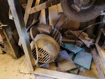 Formátovací pila domácí výroby - 3