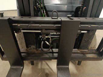 Vysokozdvižný vozík Toyota 8FGCU25 LPG - 3