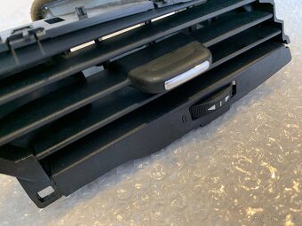 Pravý výdech topení pro Opel Corsa E 2014-2019 - 3