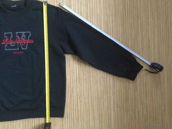 Mikiny vel. 40 (M) - 3