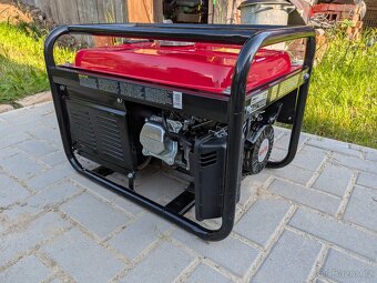 Generátor HECHT GG 2500 - 2200W - 3