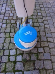 Čisticí podlahový stroj Floormatic MD 180, funkční, - 3