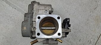 Škrtící klapka Škoda Felicie 1.3 MPi - 3