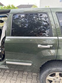Dveře Jeep Grand Cherokee rok 2010 - 3