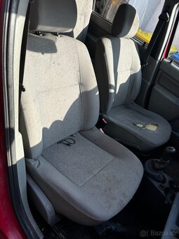Dacia logan MCV 1.5 DCI 50kW, Na díly - 3