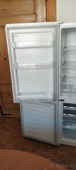 Prodám lednici s mrazničkou - 3