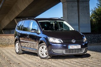 Volkswagen Touran 1.6 TDI BlueMotion Comfortline - 3