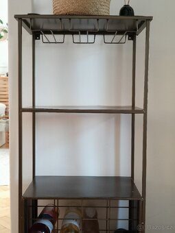 Mosazná vinotéka na 16 lahví - 3