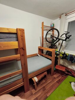 Dvoupatrová postel - 3