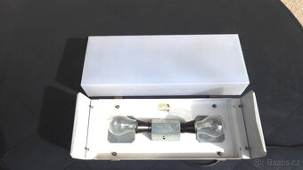 B242_ Osvětlení nástěnné, garáž, dílna - 3