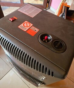 Prodám kamna plyn plus elektronické. - 3