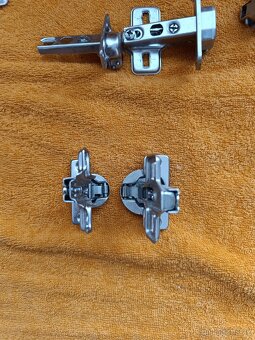 Panty m/v nepoužité, úchytky, kuličkové pojezdy - 3