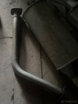 Výfuk Škoda favorit 135 136 pěkný stav - 3