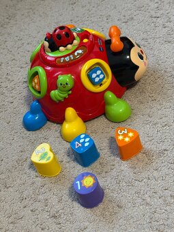 Vtech nezbedná beruška CZ - 3