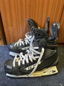 Hokejové brusle ccm ribcor 80k - 3