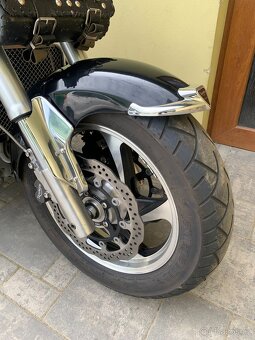 Triumph Rocket III - 3