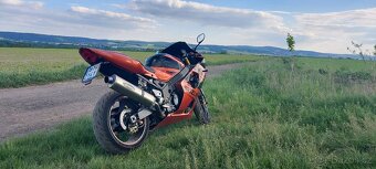 SUZUKI GSX-R 1000 VÝMĚNA/PODEJ - 3