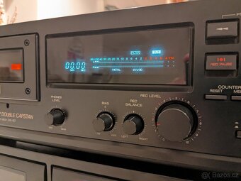 Sony, Akai - 3