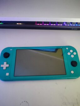 Nintendo switch lite - 3