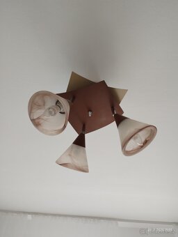 Lustr - 3