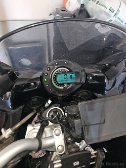 Yamaha Fzs 600 - 3