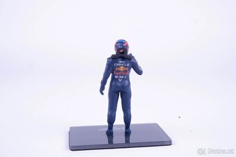 Figurka Max Verstappen 2024 Mistr světa, Red Bull Racing - 3