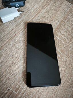 Motorola moto G13 4GB/128GB mobilní telefon 90Hz, model 2023 - 3