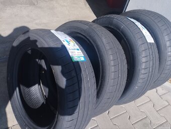 Nové letní pneu 225/50/17. - 3