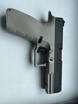 Airsofka plynová Glocm od KJ Works - 3