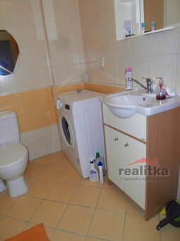 Pronájem zrekonstruovaného bytu 1+kk, Opava, ul. Antonína So - 3