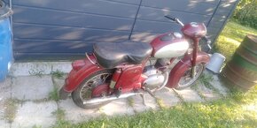 Moto Jawa CZ 150 - 3