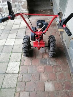 Prodám dvokolovou frézu mountfield. - 3