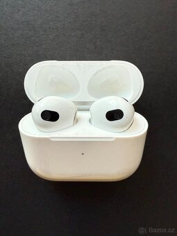 Prodám Apple AirPods 2.generace - 3