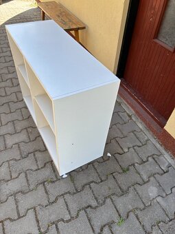 Skrinka - 3