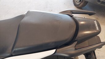 Honda CBR250R - 3