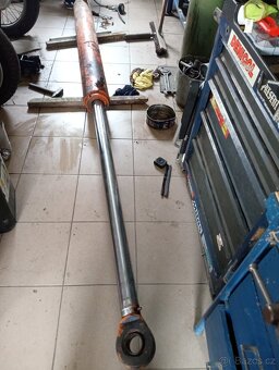 Hydraulicky valec - 3