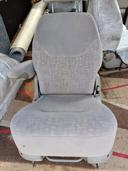 Prodám sedačky vw sharan - 3
