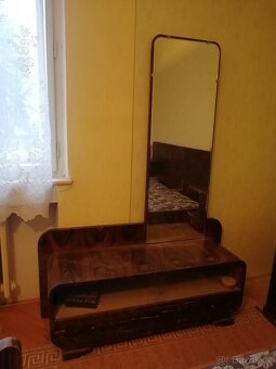 Starý nábytek - 3