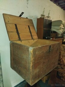 2ks starožitných beden. - 3