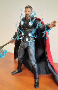 Figurka Mafex Thor Infinity War Marvel 15cm - 3