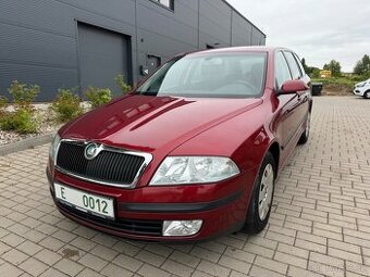 Škoda Octavia II Combi 1.6 FSI 85kW, 2006, ELEGANCE, TAŽNÉ - 3